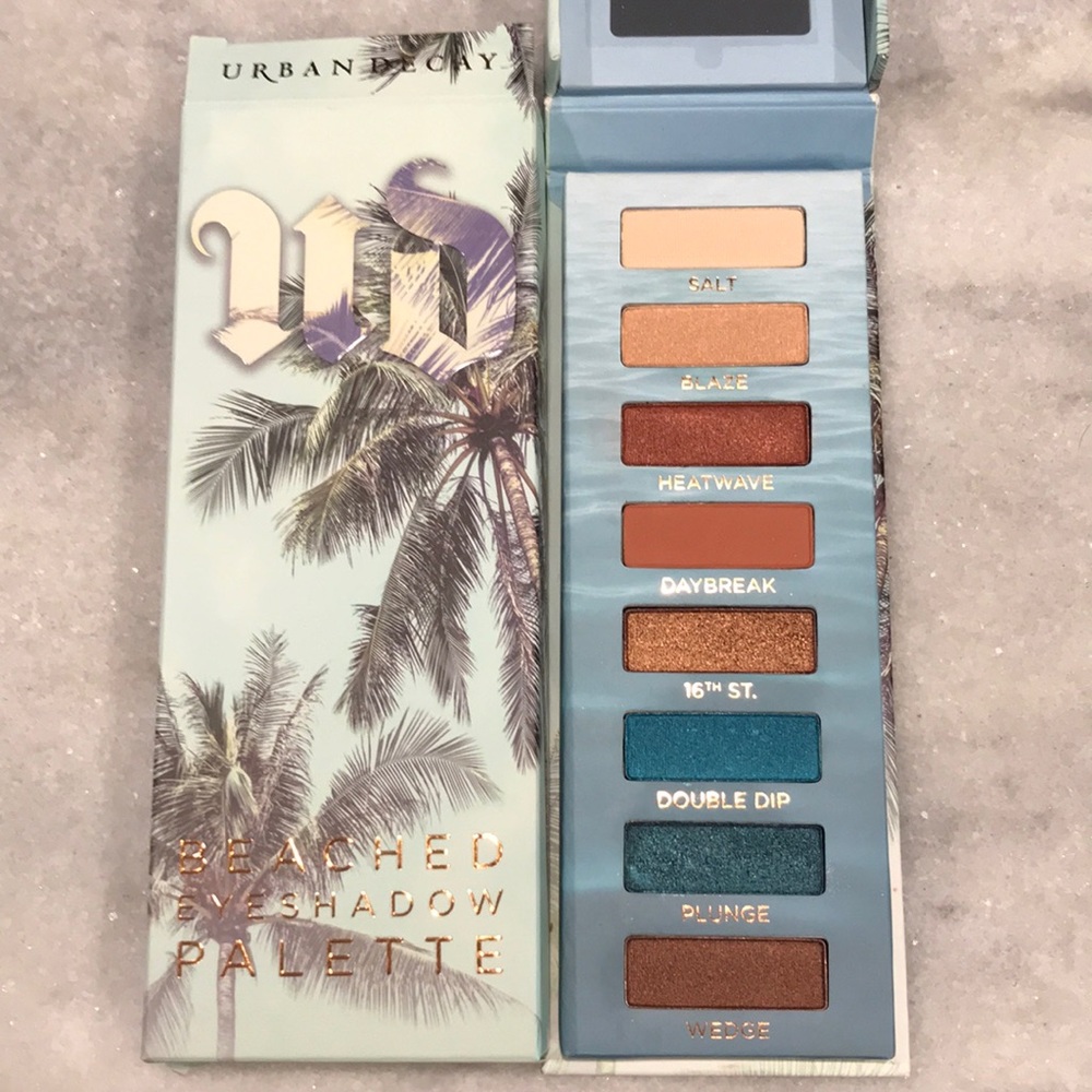 Urban Decay beached eyeshadow palette